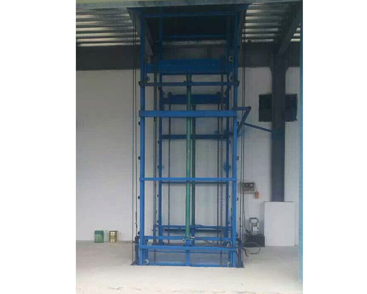 鏈條導軌式液壓升降作業平臺